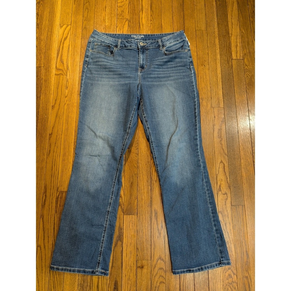 Maurices Mid Rise Straight Leg Medium Wash Stretch Jeans Womens 16 Long 37x32.5